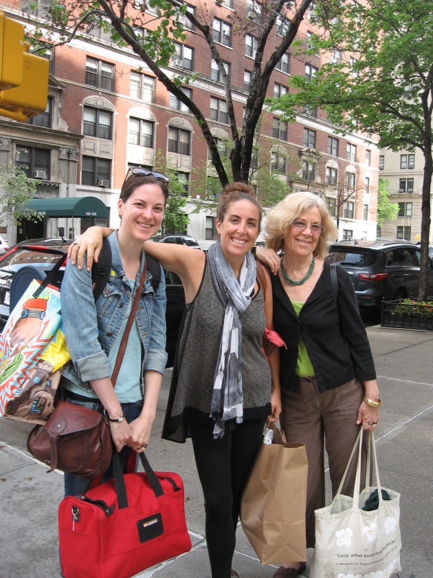 Dana and her daughters Aria and Colette Manhattan